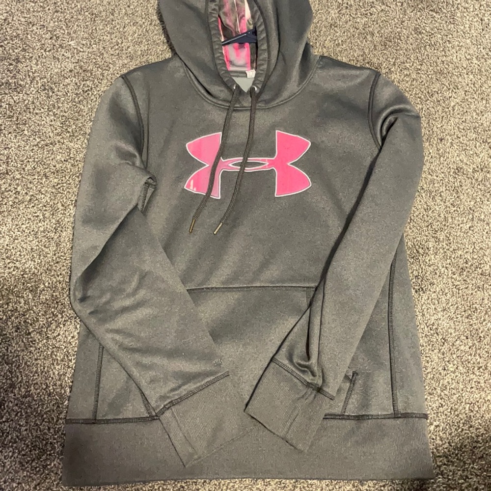 Under armour sweatshirt